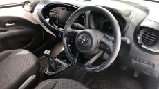 Toyota Aygo X 1.0 VVT-i Edge 5dr Petrol Hatchback